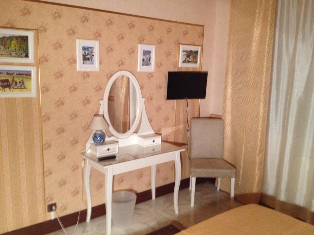 B&B Il Bagolaro Dell'Etna Sant'Agata Li Battiati Camera foto