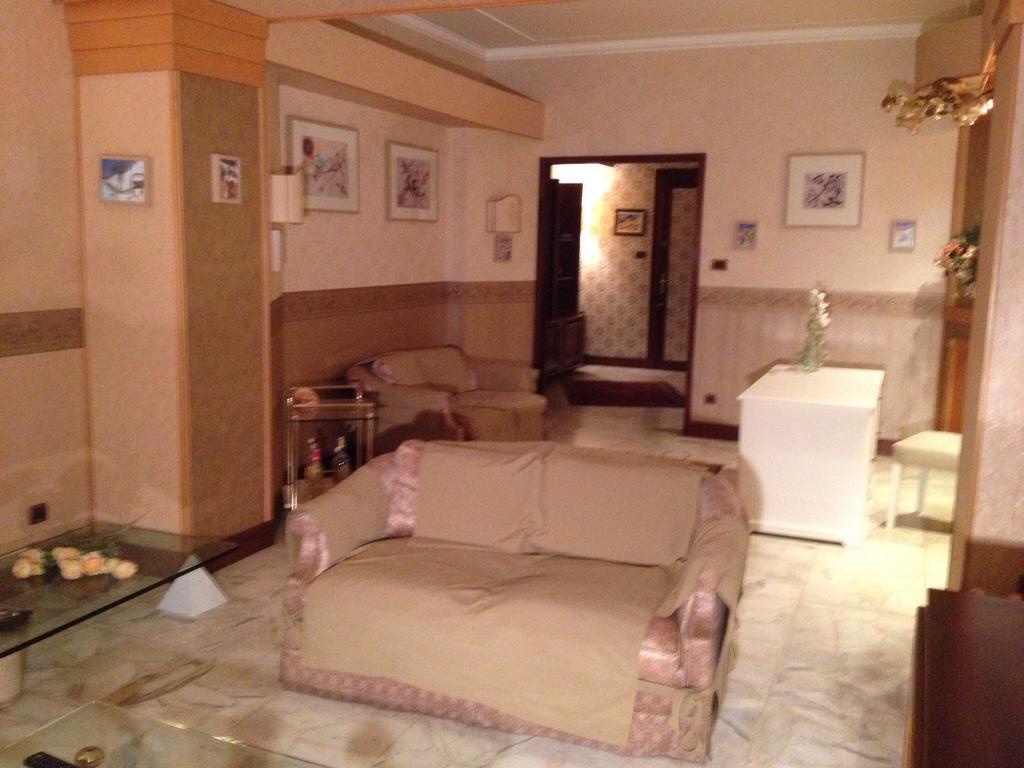 B&B Il Bagolaro Dell'Etna Sant'Agata Li Battiati Esterno foto