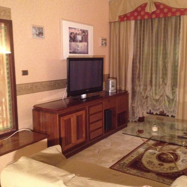B&B Il Bagolaro Dell'Etna Sant'Agata Li Battiati Esterno foto