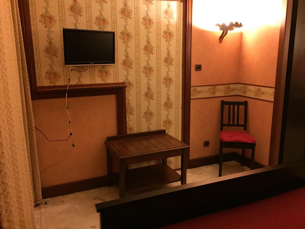 B&B Il Bagolaro Dell'Etna Sant'Agata Li Battiati Camera foto